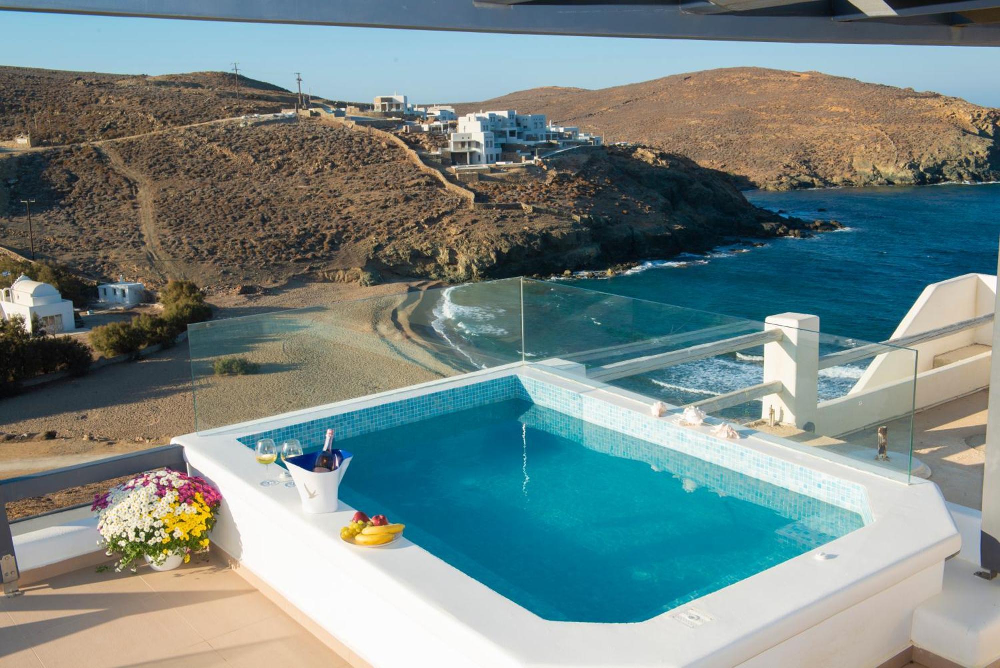 Myrsini'S Luxury Suites Merchia Mykonos Town Exterior photo